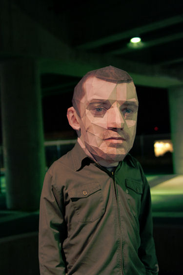 Illustration for article titled DIY Papercraft Steve Jobs: Enact Your "One more thing..." Fantasy